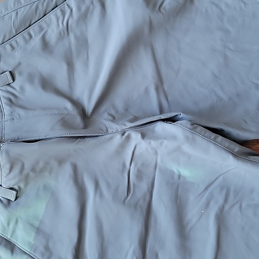 Men's Under Armour gray Golf Shorts